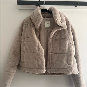 Abercrombie & Fitch Light Grey/Brown Mini Puffer Jacket